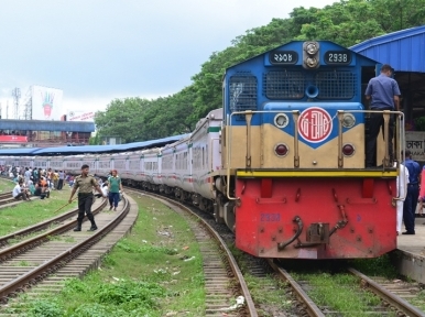 ভাড়া বাড়ল সুবর্ণ এক্সপ্রেসের, কার্যকর ২৫ জানুয়ারি