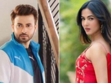 Sonal Chauhan to act opposite Shakib Khan