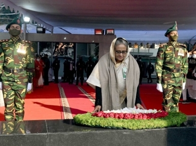 PM pays tribute to the memory of Bangabandhu on his Homecoming Day