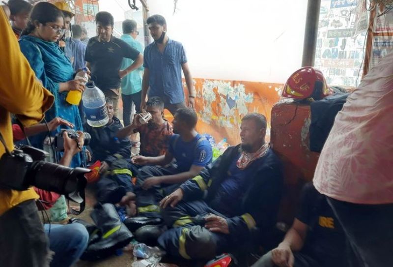 Dhaka Fire: 35 injured people including 13 fire service personnel admitted to DMCH