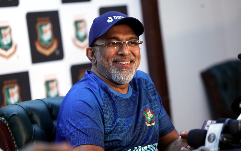Hathurusingha takes over as the head coach of men's cricket team