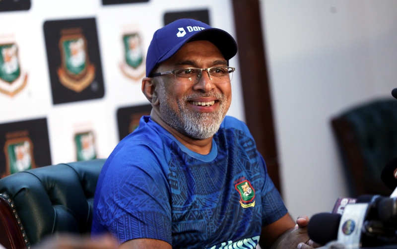 Hathurusingha takes over as the head coach of men's cricket team Hathurusingha takes over as the head coach of men's cricket team