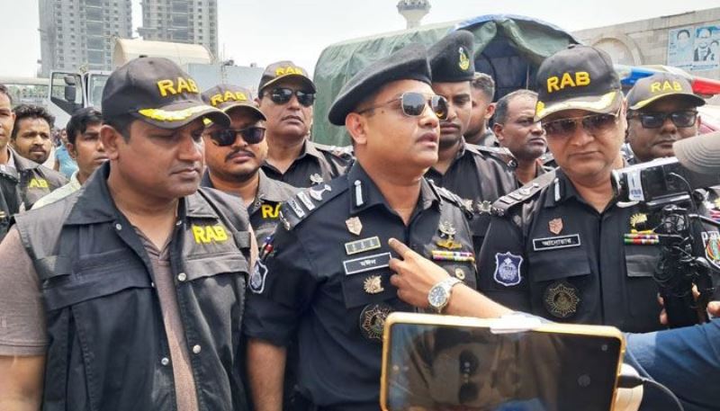 আগুনের ঘটনা নাশকতা কি না, খতিয়ে দেখছে র্যাব আগুনের ঘটনা নাশকতা কি না, খতিয়ে দেখছে র্যাব