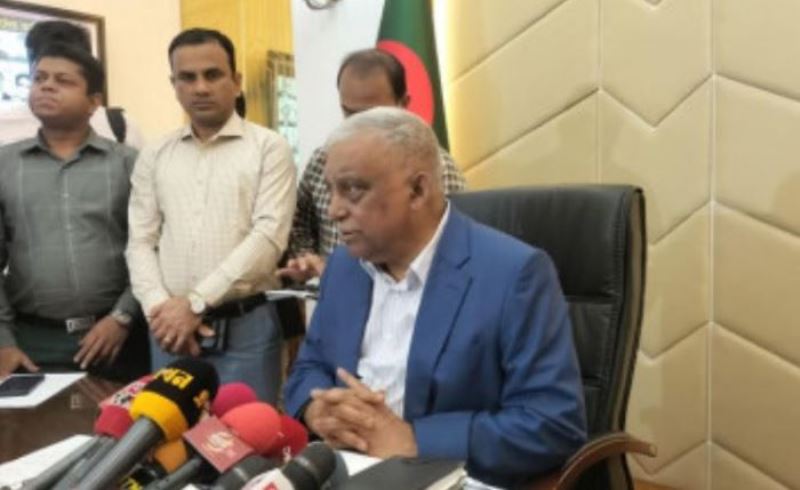 There are legal complications in taking Khaleda Zia abroad: Home Minister There are legal complications in taking Khaleda Zia abroad: Home Minister