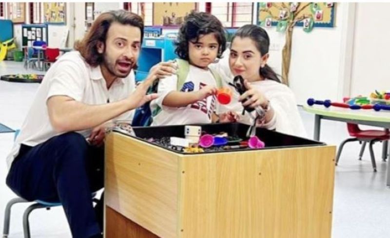 Admission: Shakib Khan accompanies son Bir to school