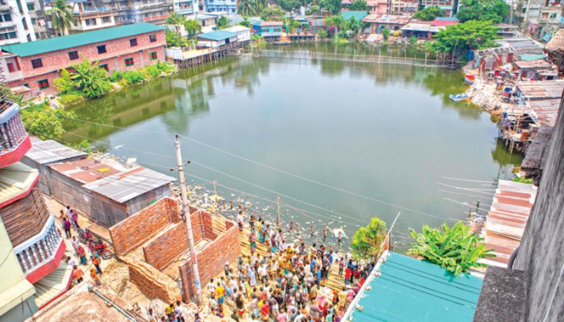 Announcement of de-occupation of DIT Pond of Old Dhaka