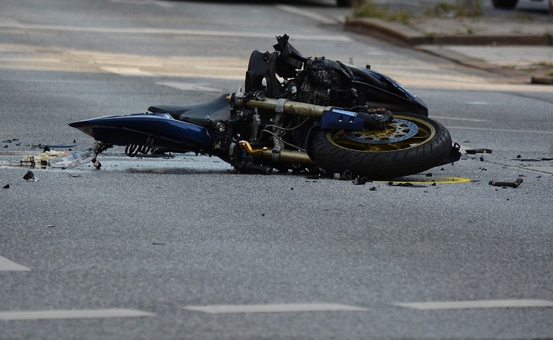 Student killed as bus rams into motorcycle in Jatrabari