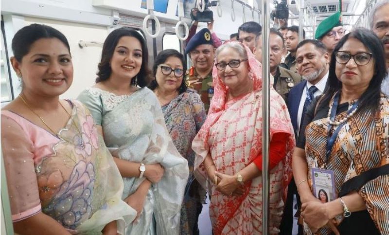 A bunch of stars including Riyaz-Tisha on PM Hasina's metro rail journey