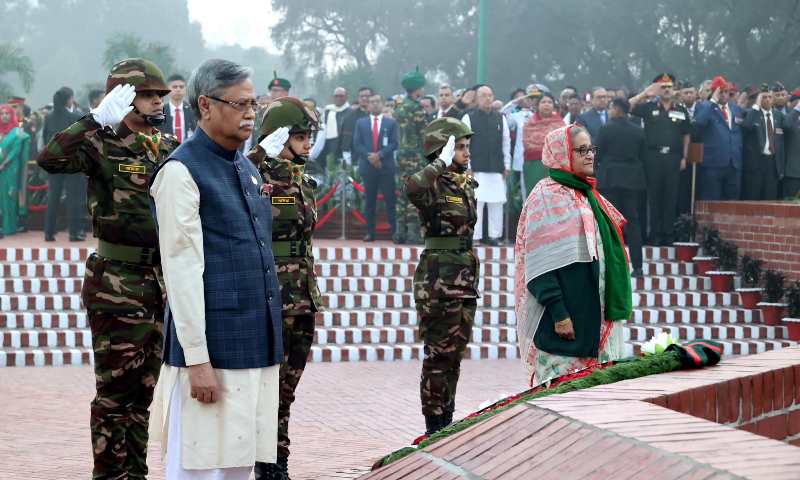 Great Victory Day: President, PM pay tribute at National Memorial