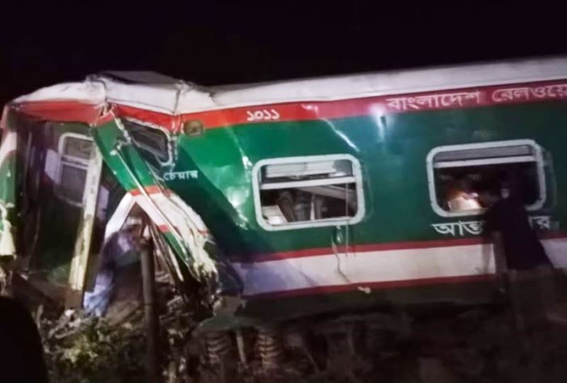 Dozens injured as Sonar Bangla express rams into freight train from behind