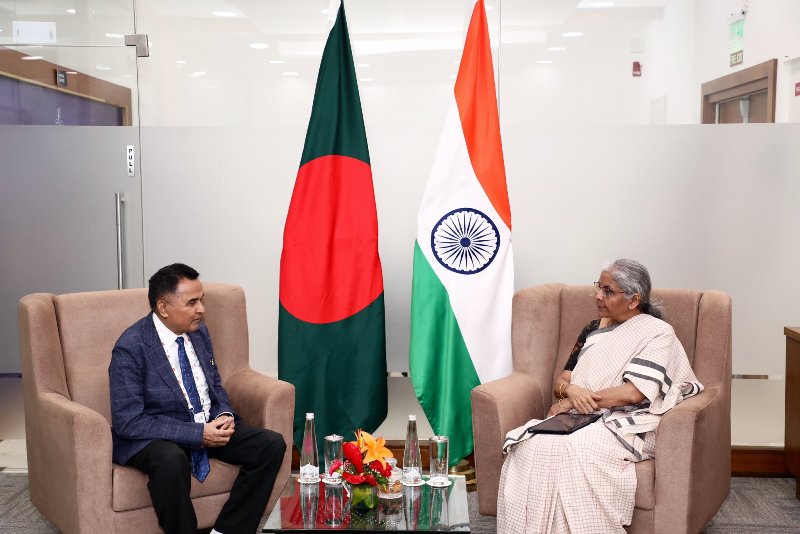 Indian Finance Minister praises Sheikh Hasina for development of Bangladesh Indian Finance Minister praises Sheikh Hasina for development of Bangladesh