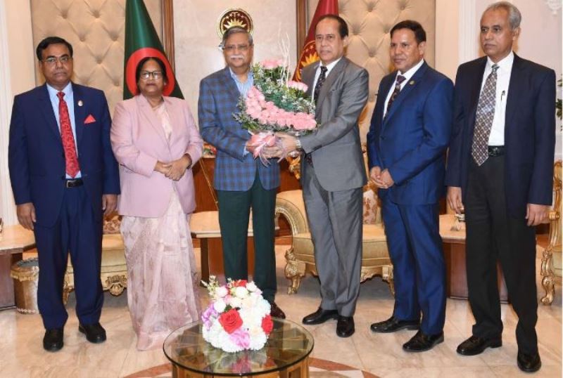 সুষ্ঠু নির্বাচনের জন্য ইসির পাশাপাশি রাজনৈতিক দল ও প্রার্থীদের এগিয়ে আসার আহবান রাষ্ট্রপতির সুষ্ঠু নির্বাচনের জন্য ইসির পাশাপাশি রাজনৈতিক দল ও প্রার্থীদের এগিয়ে আসার আহবান রাষ্ট্রপতির