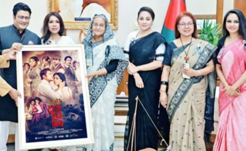 Crew of the movie '1971 Sei Sob Din' meet Prime Minister Hasina