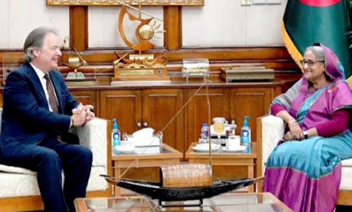 PM Sheikh Hasina stresses on expanding business among Commonwealth nations