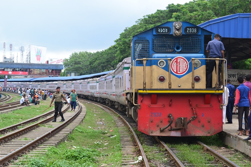 ভাড়া বাড়ল সুবর্ণ এক্সপ্রেসের, কার্যকর ২৫ জানুয়ারি