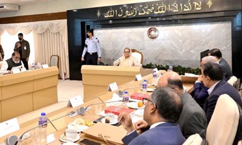 Sheikh Hasina orders to quickly change ordinances of the military era