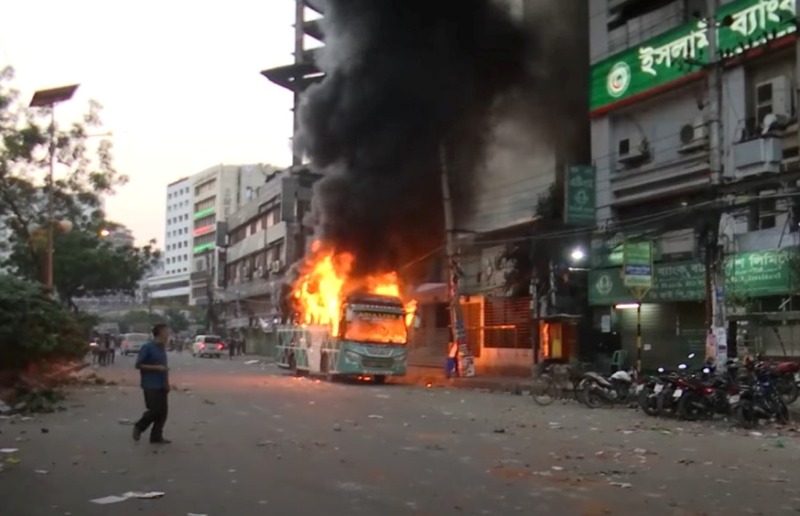 BNP Rally: Three buses set on fire in 12 minutes during clash