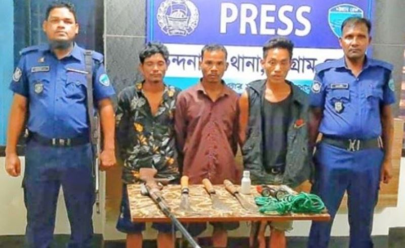 Three hill terrorists arrested with guns in Chittagong