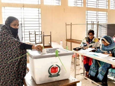Foreign observers praise national election