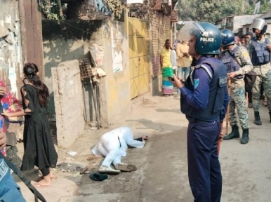 Awami League supporter stabbed to death near polling station in Munshiganj