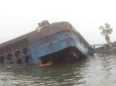 Ferry loaded with vehicles capsizes in Padma river in Paturia