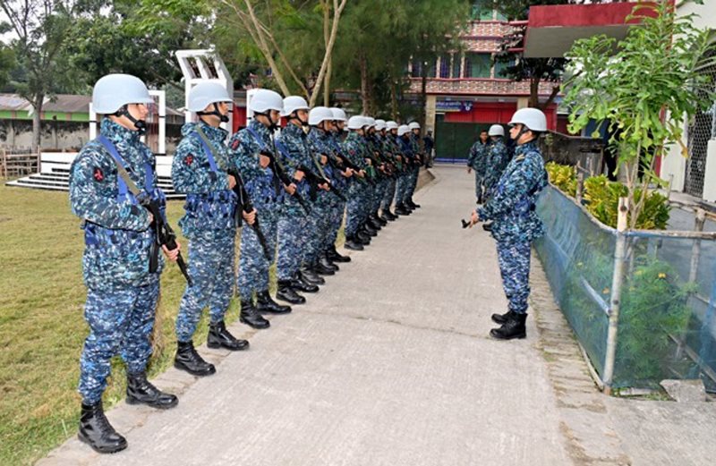 Navy deployed in 6 districts ahead of elections