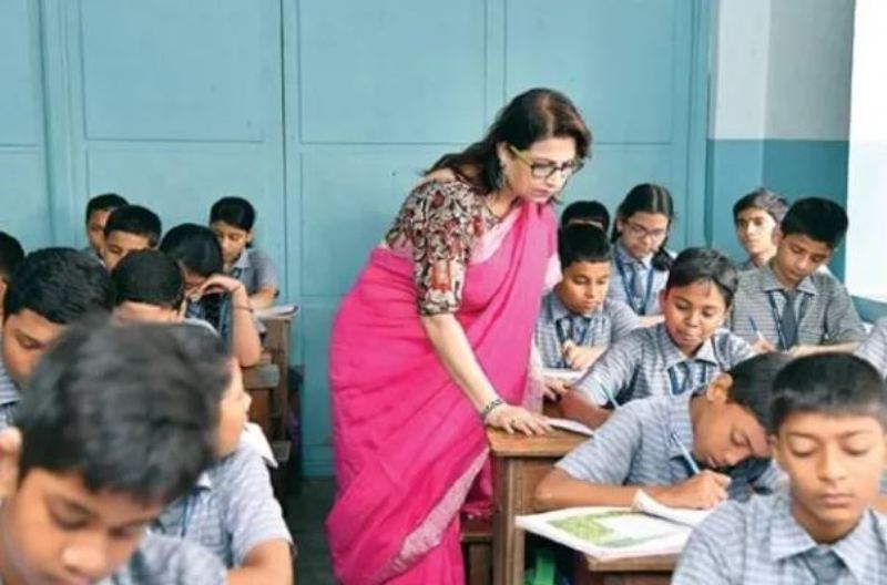 2 lakh 38 thousand primary teachers recruited in last 12 years