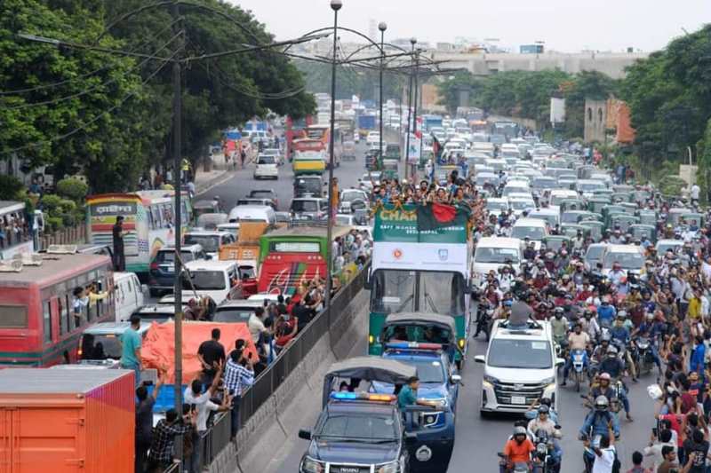 SAFF champions return home, get warm welcome